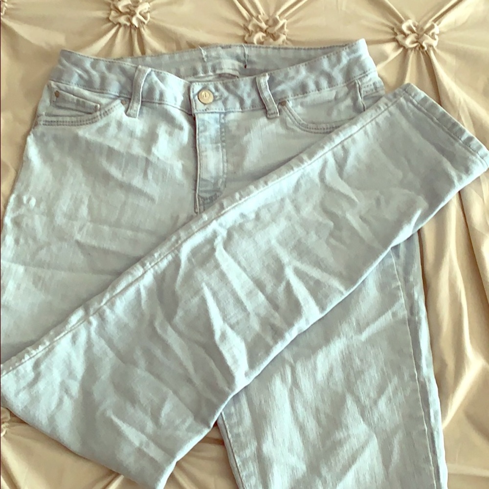 D. Jeans Light Skinny Jeans